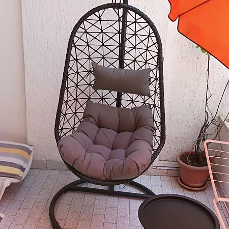 Apartment Ksenija - With Garden & Bbq