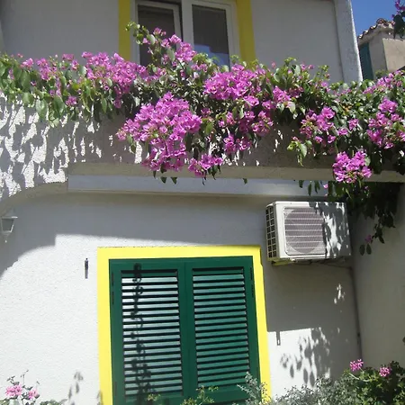 Ksenija - With Garden & Bbq Vodice