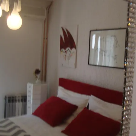 Apartment Ksenija - With Garden & Bbq Vodice